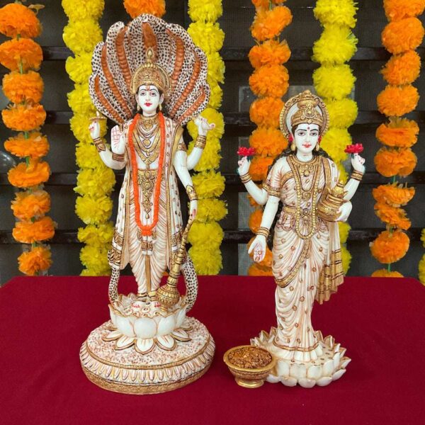 Marble Showpiece